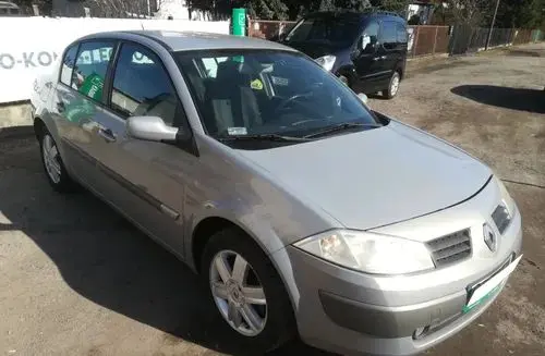 RENAULT Megane 