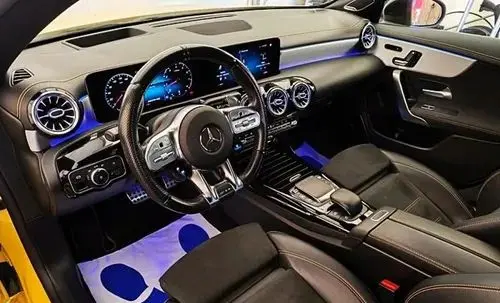 MERCEDES-BENZ CLA 