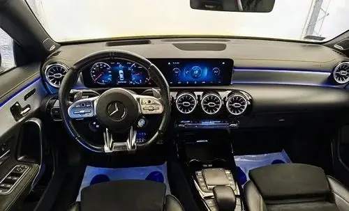 MERCEDES-BENZ CLA 