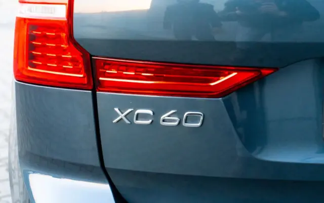 VOLVO XC 60 