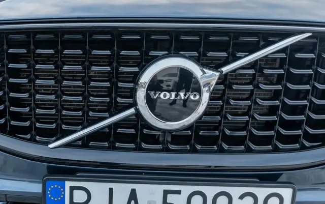 VOLVO XC 60 