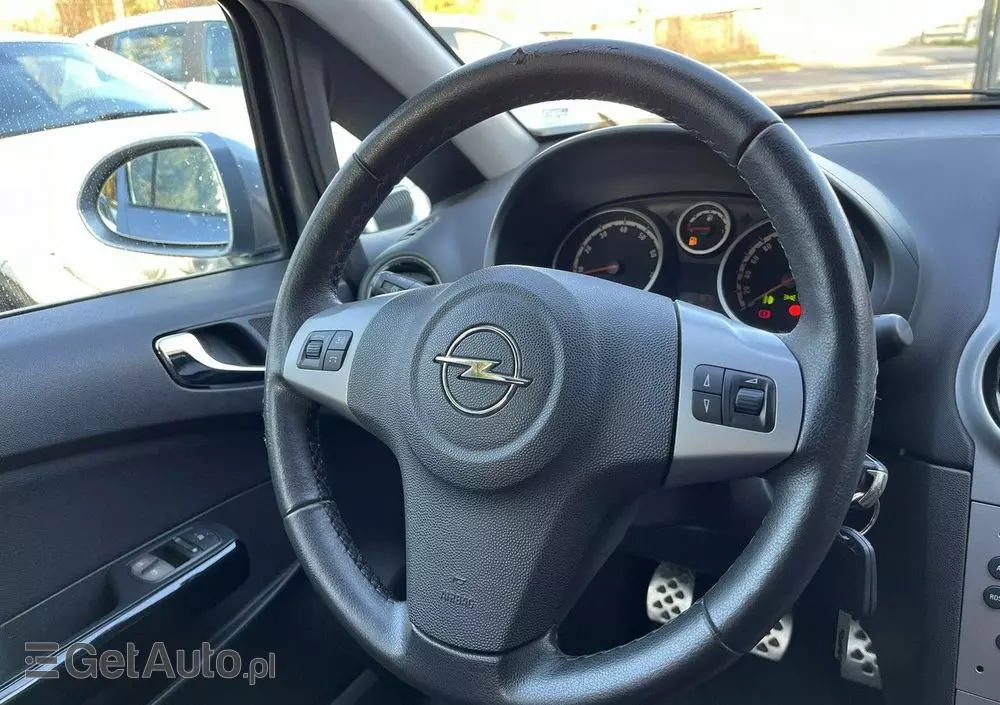 OPEL Corsa 1.6T GSI