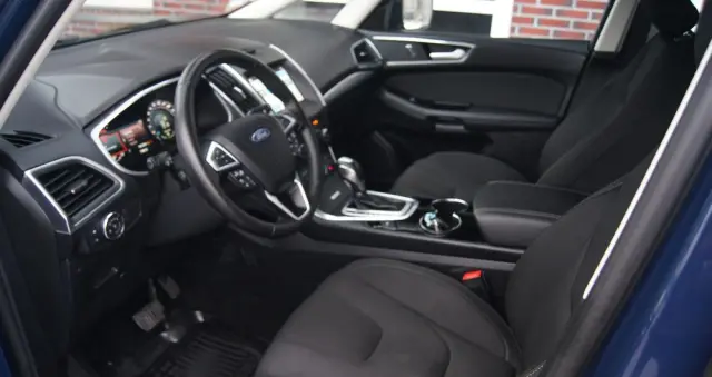 FORD S-Max 2.0 TDCi Bi-Turbo Titanium PowerShift