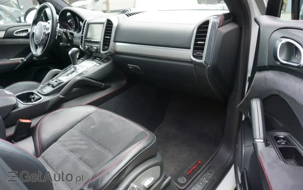 PORSCHE Cayenne GTS Tiptronic S