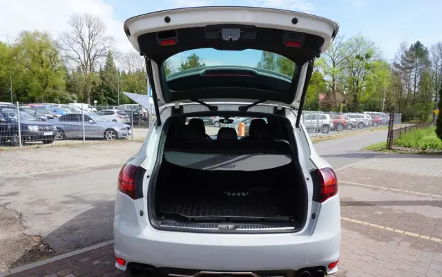 PORSCHE Cayenne GTS Tiptronic S