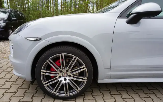 PORSCHE Cayenne GTS Tiptronic S