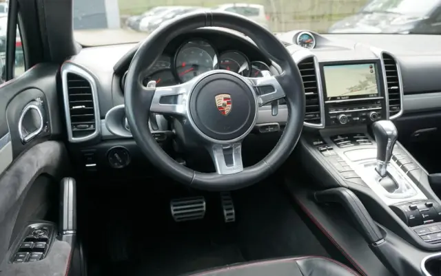 PORSCHE Cayenne GTS Tiptronic S