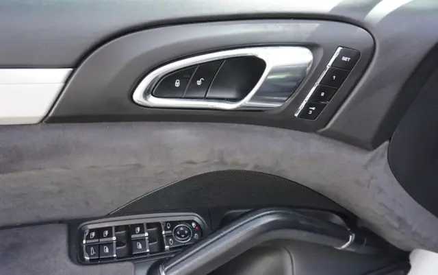 PORSCHE Cayenne GTS Tiptronic S