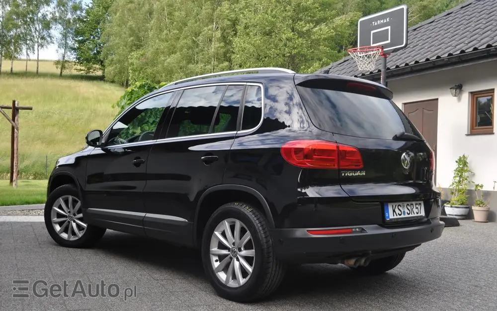 VOLKSWAGEN Tiguan 2.0 TDI DPF 4Motion DSG Lounge Sport & Style
