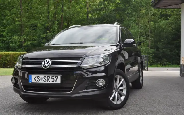 VOLKSWAGEN Tiguan 2.0 TDI DPF 4Motion DSG Lounge Sport & Style
