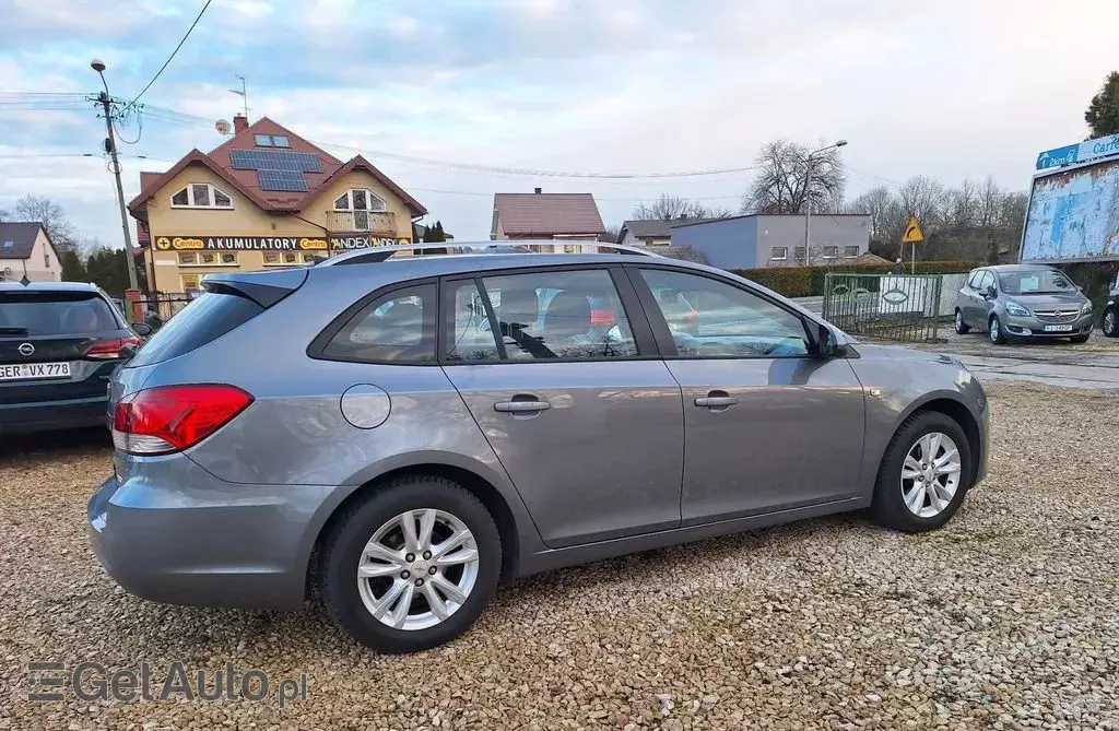 CHEVROLET Cruze 1.4 Turbo (140 KM)