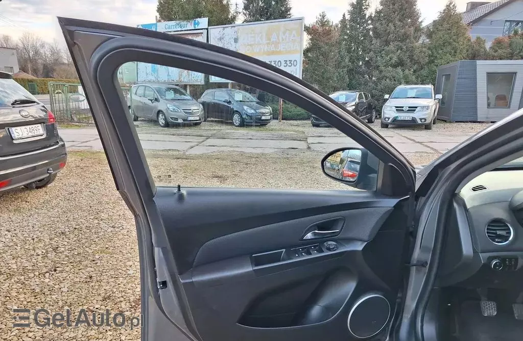CHEVROLET Cruze 1.4 Turbo (140 KM)