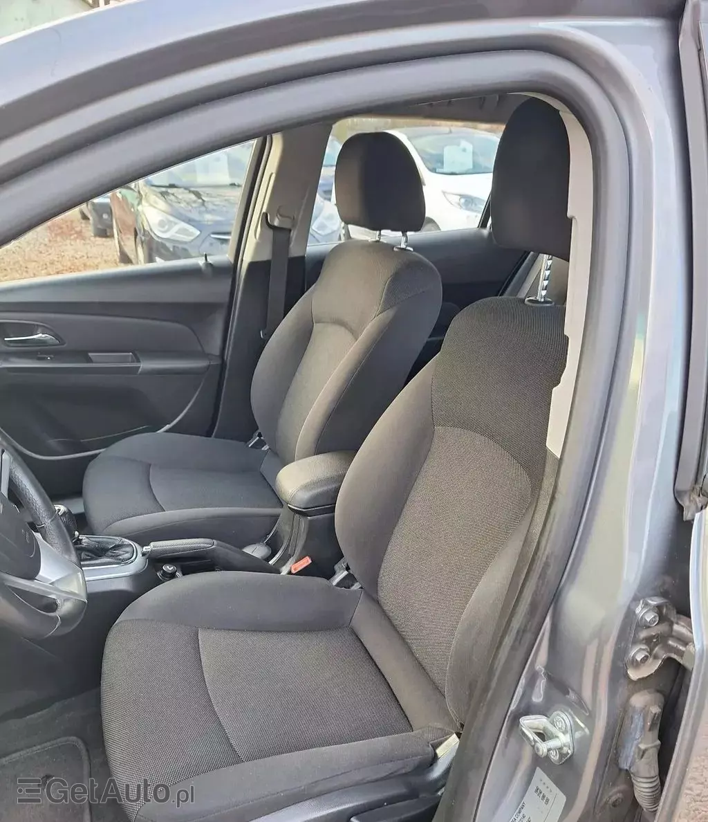 CHEVROLET Cruze 1.4 Turbo (140 KM)