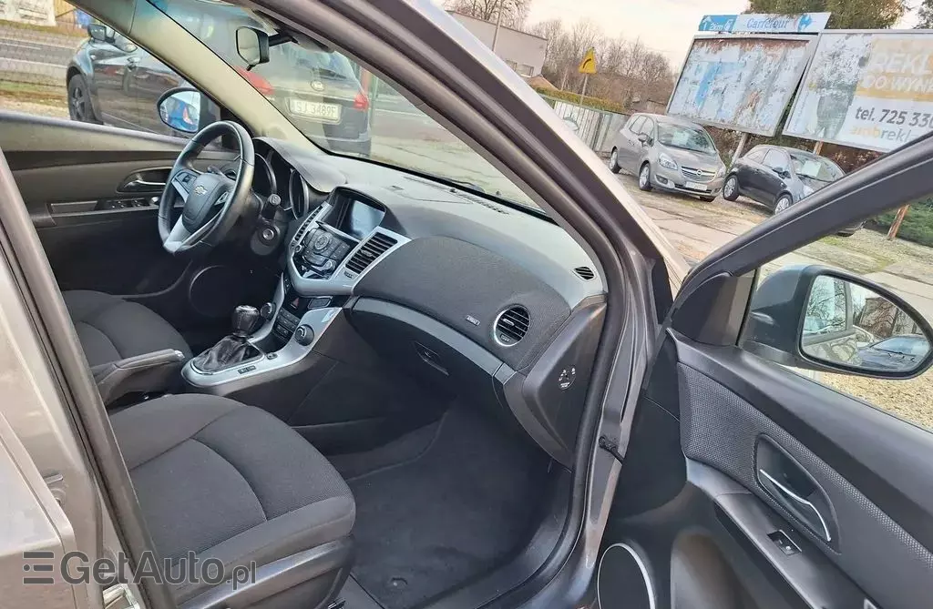 CHEVROLET Cruze 1.4 Turbo (140 KM)