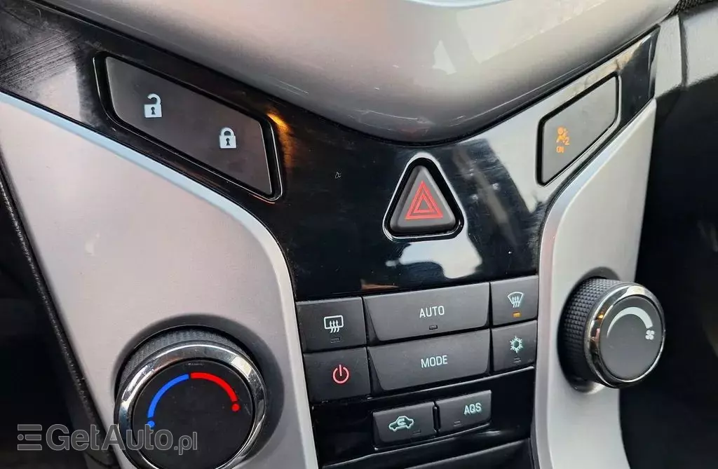 CHEVROLET Cruze 1.4 Turbo (140 KM)