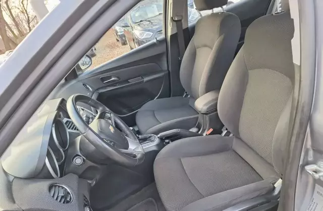 CHEVROLET Cruze 1.4 Turbo (140 KM)