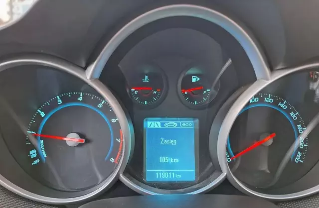 CHEVROLET Cruze 1.4 Turbo (140 KM)