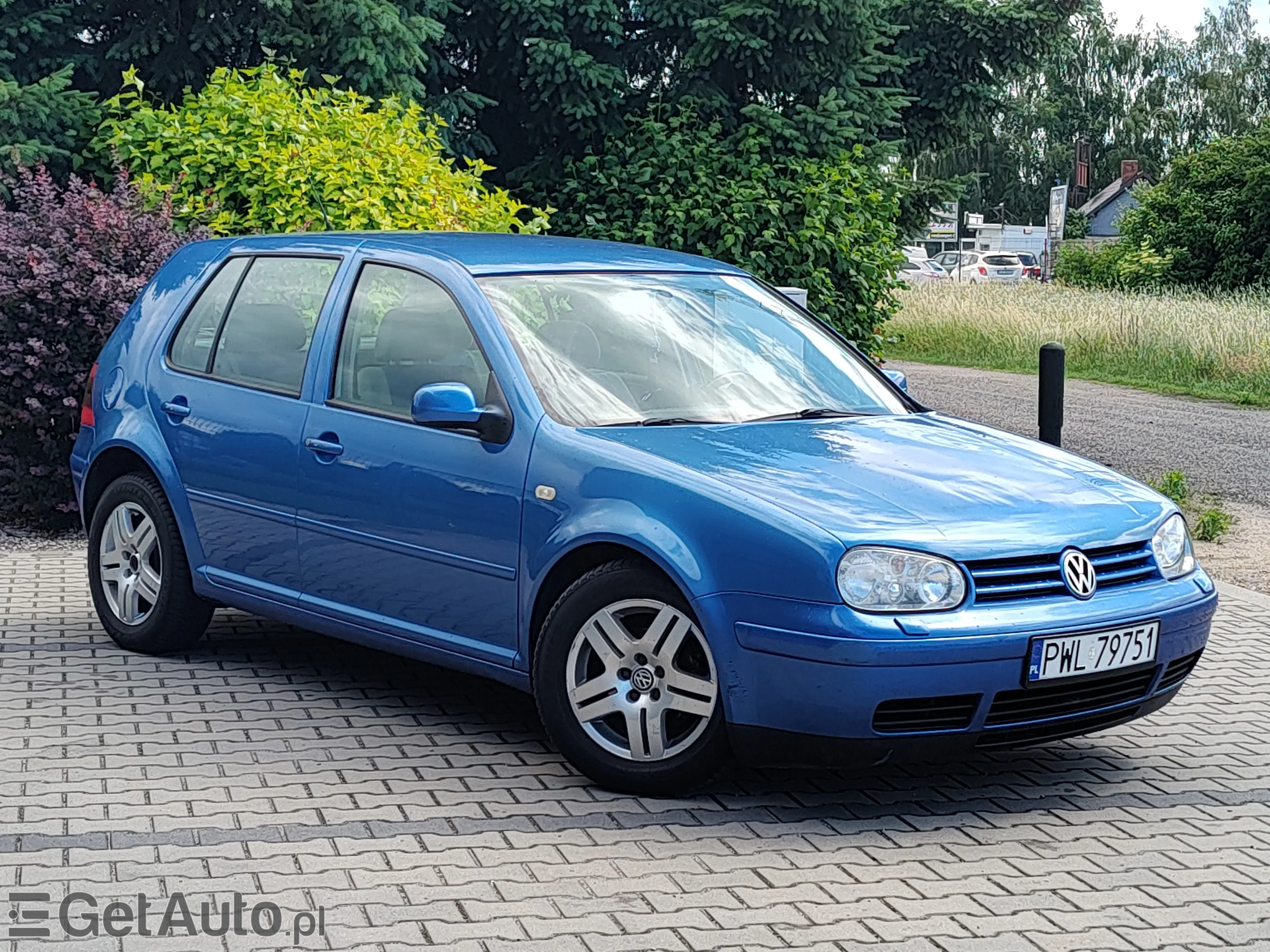 VOLKSWAGEN Golf Highline