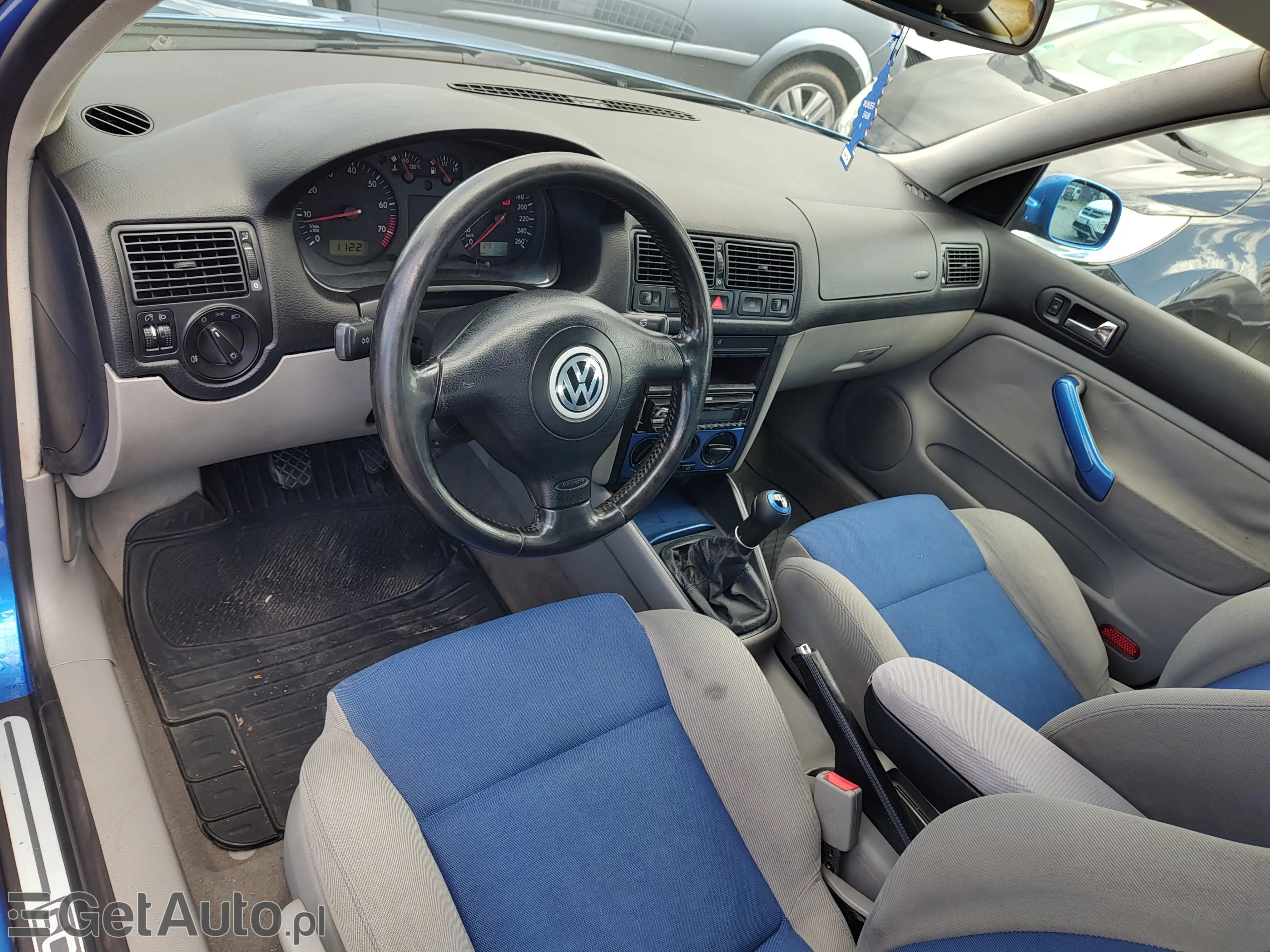 VOLKSWAGEN Golf Highline