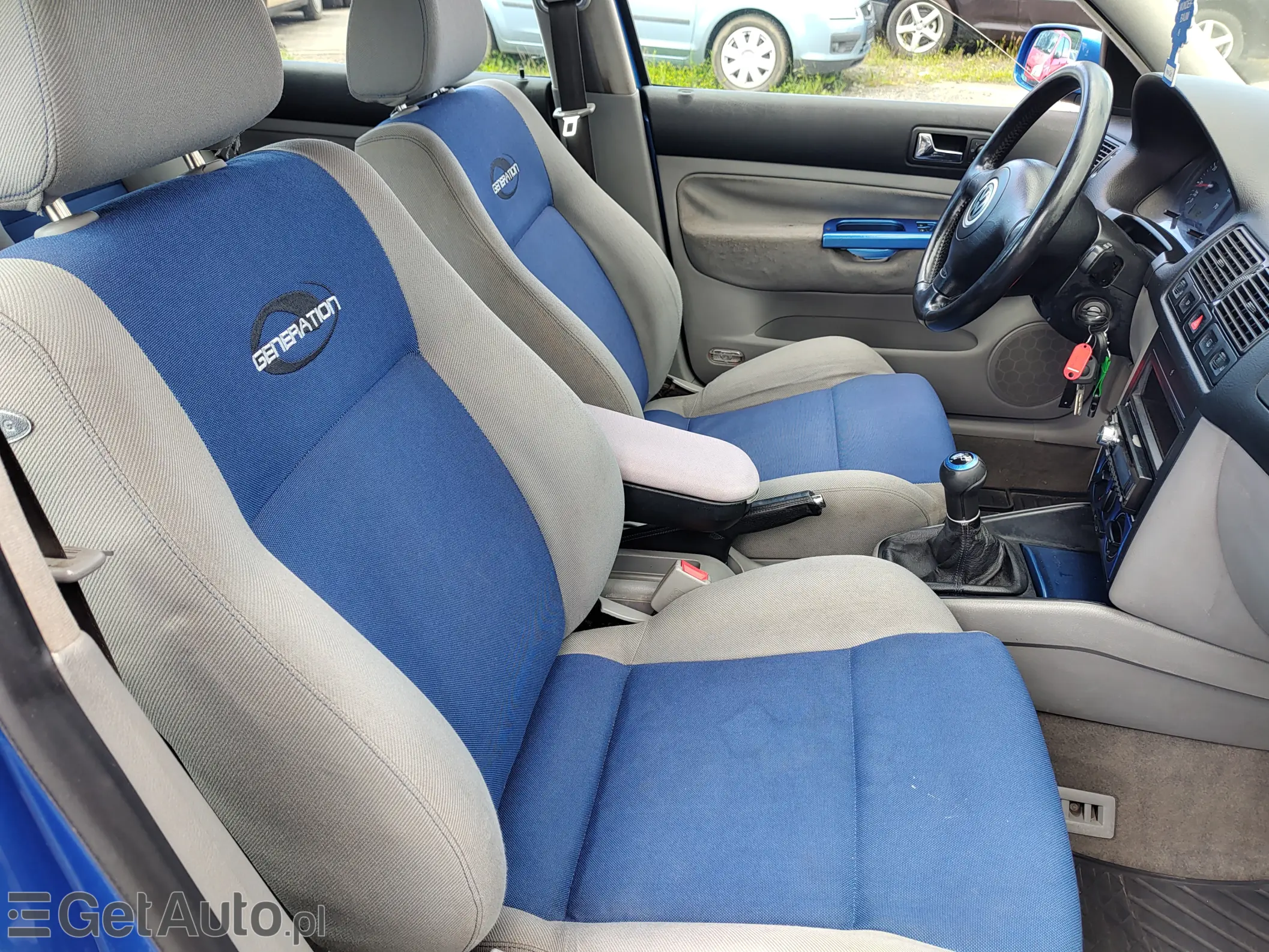 VOLKSWAGEN Golf Highline