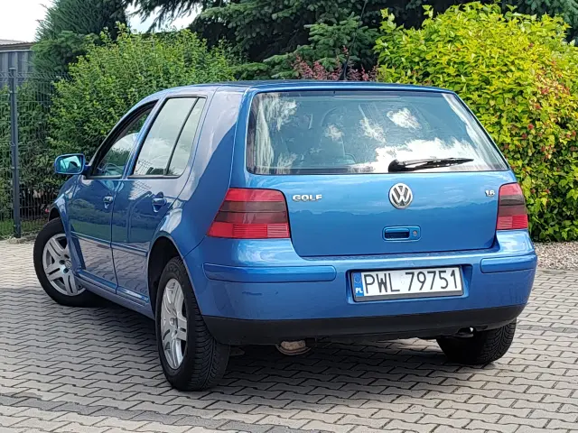 VOLKSWAGEN Golf Highline