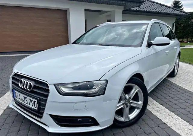 AUDI A4 Avant 2.0 TDI DPF multitronic Ambiente