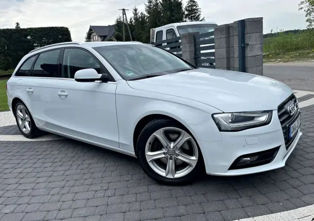 AUDI A4 Avant 2.0 TDI DPF multitronic Ambiente
