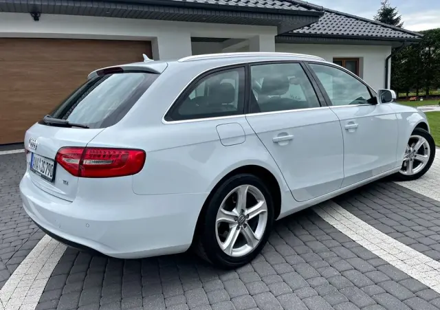 AUDI A4 Avant 2.0 TDI DPF multitronic Ambiente