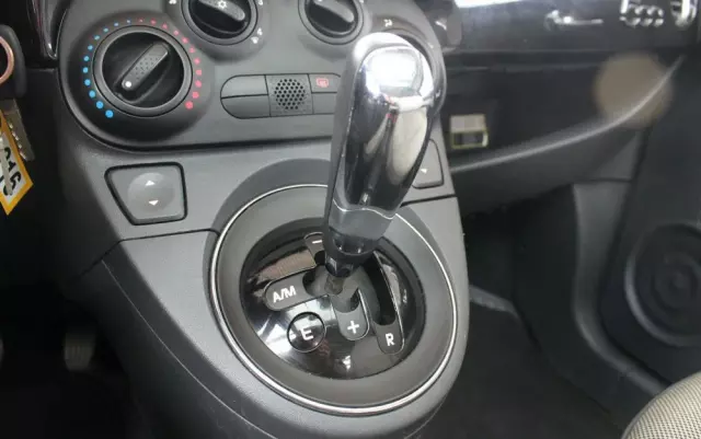 FIAT 500 1.2 8V Dualogic Lounge