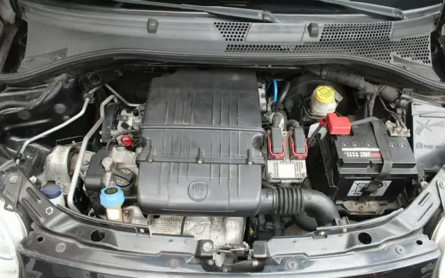 FIAT 500 1.2 8V Dualogic Lounge