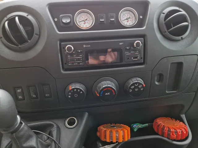 RENAULT Master 
