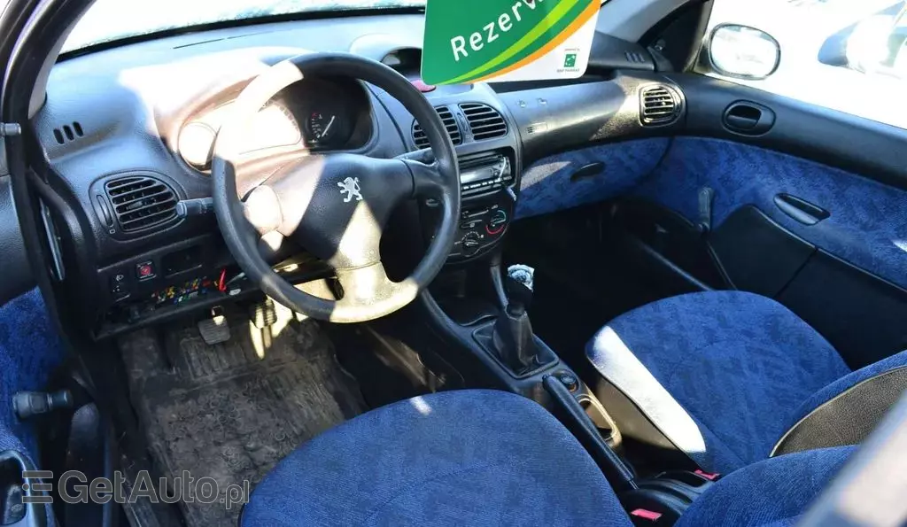 PEUGEOT 206 