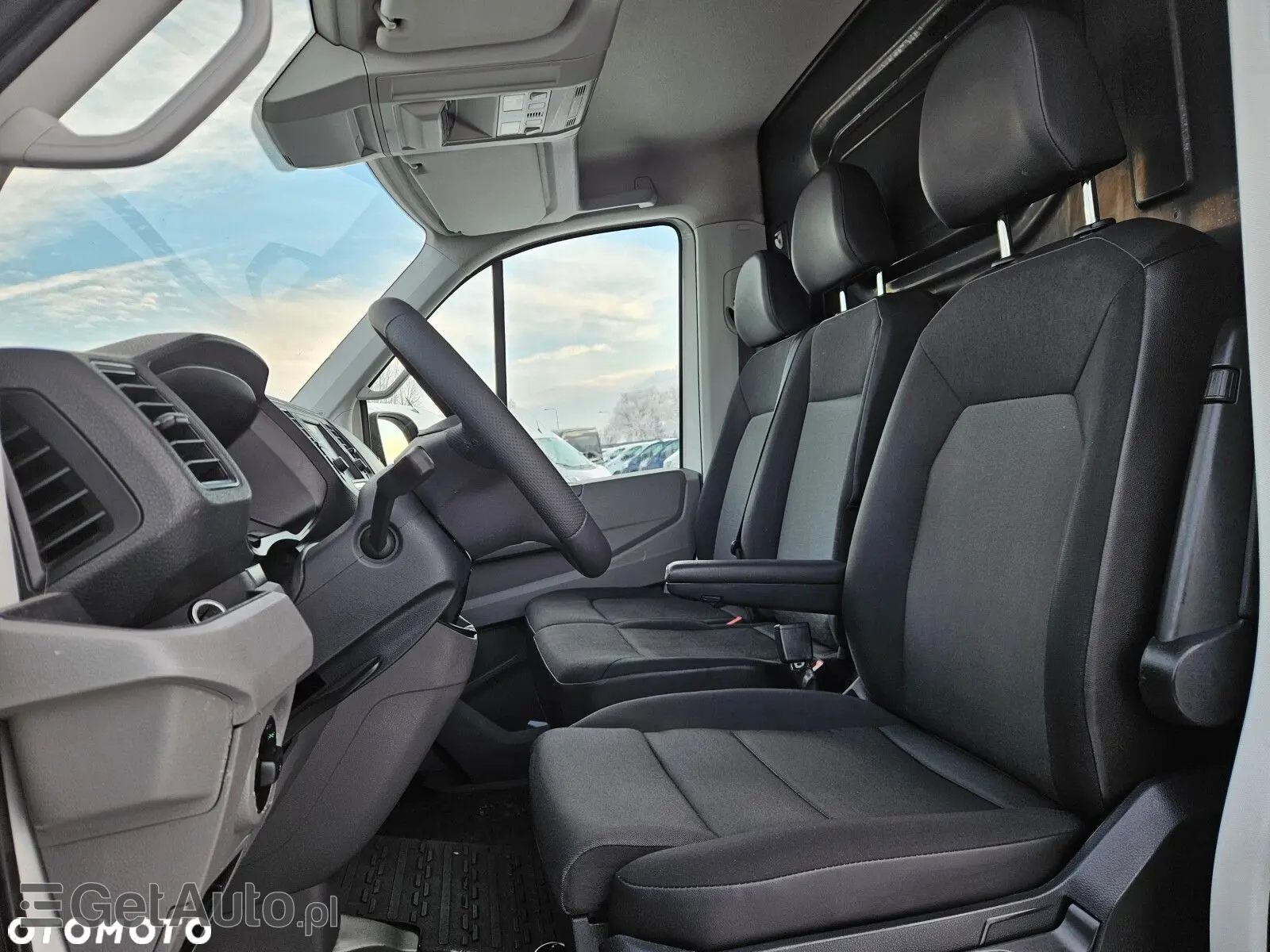 VOLKSWAGEN Crafter L