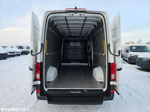 VOLKSWAGEN Crafter L