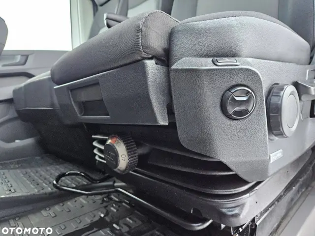 VOLKSWAGEN Crafter L