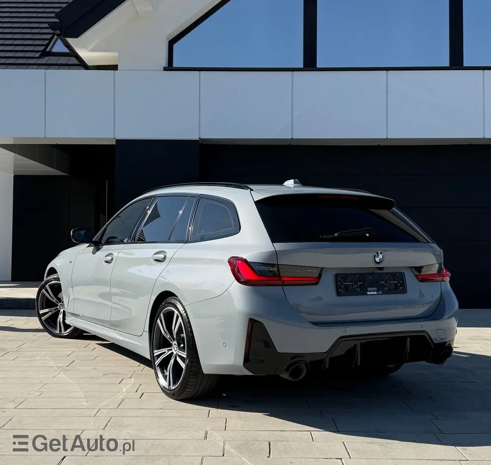 BMW Seria 3 320d xDrive M Sport Shadow