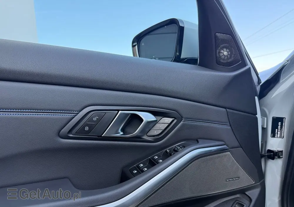 BMW Seria 3 320d xDrive M Sport Shadow