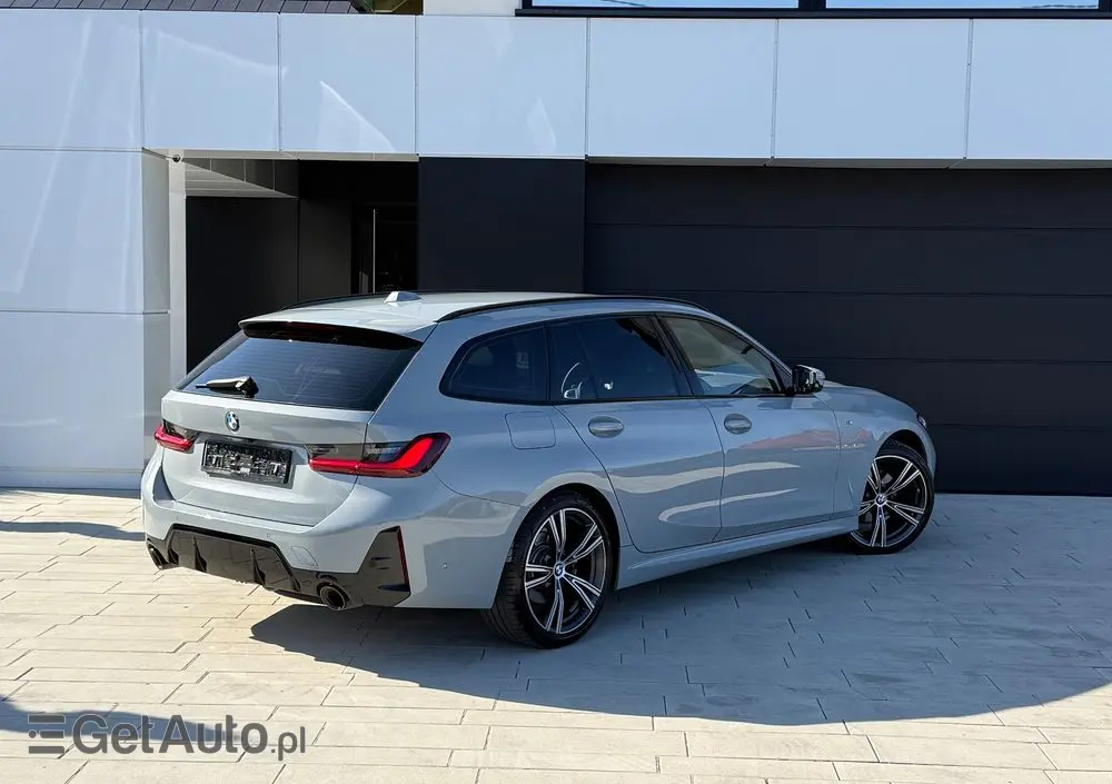 BMW Seria 3 320d xDrive M Sport Shadow
