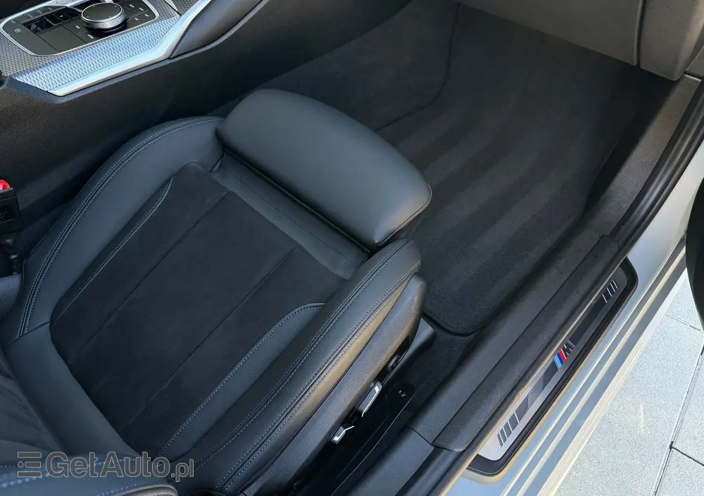 BMW Seria 3 320d xDrive M Sport Shadow