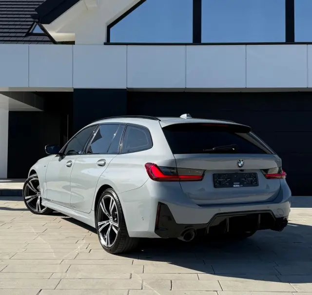 BMW Seria 3 320d xDrive M Sport Shadow