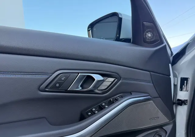 BMW Seria 3 320d xDrive M Sport Shadow