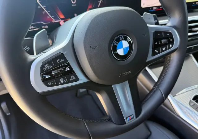 BMW Seria 3 320d xDrive M Sport Shadow