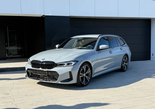 BMW Seria 3 320d xDrive M Sport Shadow