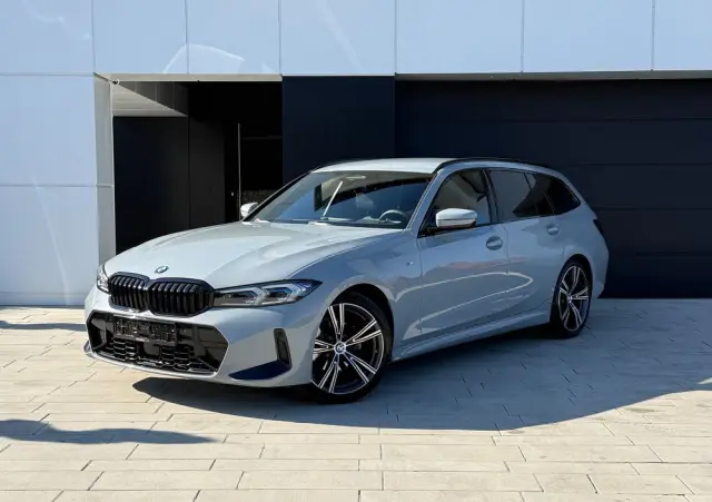 BMW Seria 3 320d xDrive M Sport Shadow