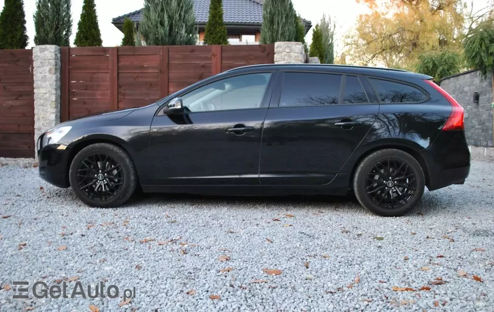 VOLVO V60 D2 Edition