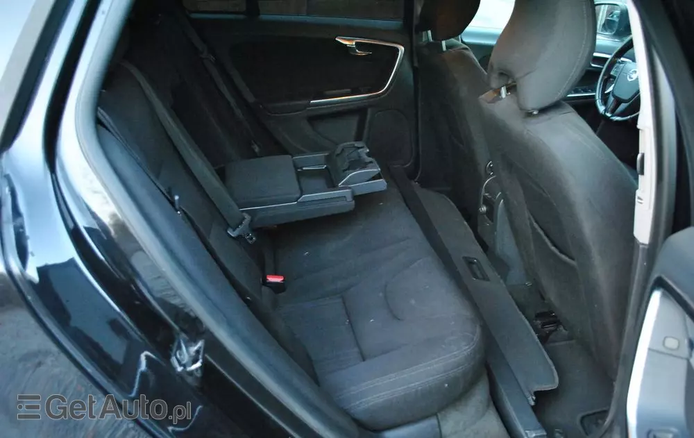 VOLVO V60 D2 Edition