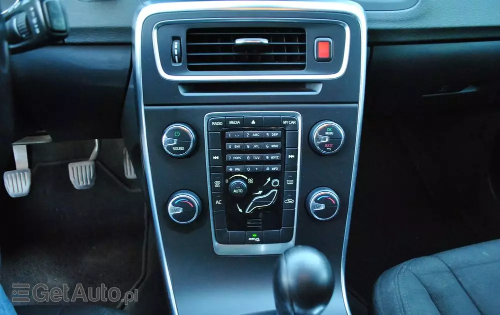 VOLVO V60 D2 Edition