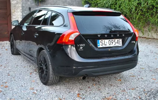 VOLVO V60 D2 Edition