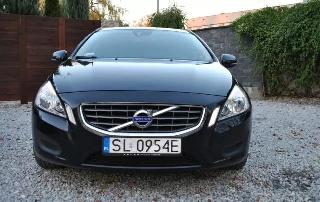 VOLVO V60 D2 Edition