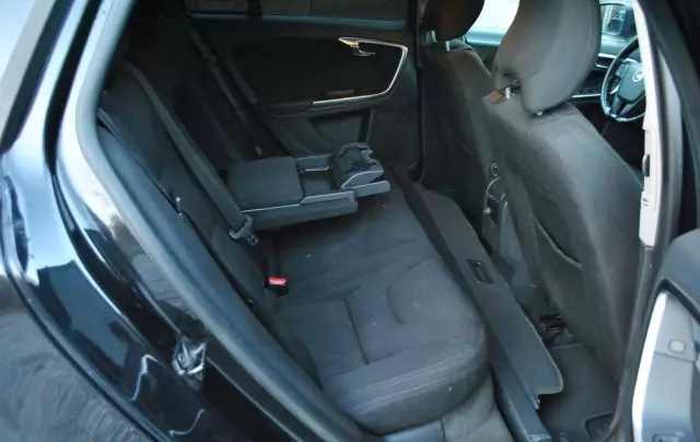 VOLVO V60 D2 Edition